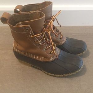 LL Bean duck boots size 6 worn once!